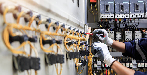 Professional Electrician technician working in Fair Lakes, VA